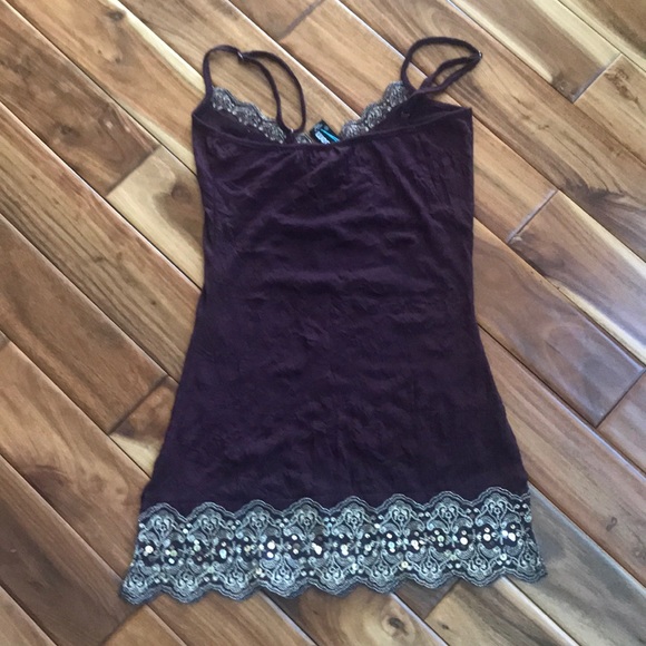 Beautiful purple/gold spaghetti strap tank top - Picture 4 of 5